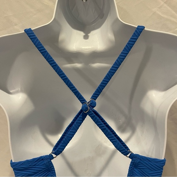 CupShe NWT Sea Surface Texture Deep V Wire Cheeky Swimsuit Royal Blue Size Large - Picture 6 of 16